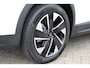 Opel Grandland Business Edition | Achteruitrijcamera | Afneembare trekhaak | Carrosserie in één kleur Lederen bekleding met ergonomische stoelen vooraan | Voorraadvoordeel !
