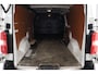 Peugeot Expert 231L 2.0 BlueHDI Pro 120 PK | Handgeschakeld | L3 | 3-zits | Navigatie | Cruise Control | Airco | Trekhaak | Parkeersensor | 1e eigenaar