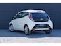 Toyota Aygo 1.0 VVT-i Aut. X-Play Navi Cam PDC Apple/Android