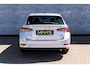 Skoda Octavia Combi 1.0 e-TSI Sport Business | Parkeersensoren | Sportstoelen | Lichtmetalen Velgen 18 inch | Navigatie | Apple Carplay | Android Auto | Voorruitverwarming