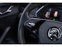 Skoda Octavia Combi 1.0 e-TSI Sport Business | Parkeersensoren | Sportstoelen | Lichtmetalen Velgen 18 inch | Navigatie | Apple Carplay | Android Auto | Voorruitverwarming