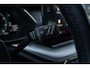 Skoda Octavia Combi 1.0 e-TSI Sport Business | Parkeersensoren | Sportstoelen | Lichtmetalen Velgen 18 inch | Navigatie | Apple Carplay | Android Auto | Voorruitverwarming