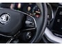 Skoda Octavia Combi 1.0 e-TSI Sport Business | Parkeersensoren | Sportstoelen | Lichtmetalen Velgen 18 inch | Navigatie | Apple Carplay | Android Auto | Voorruitverwarming