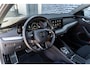 Skoda Octavia Combi 1.0 e-TSI Sport Business | Parkeersensoren | Sportstoelen | Lichtmetalen Velgen 18 inch | Navigatie | Apple Carplay | Android Auto | Voorruitverwarming