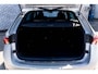 Skoda Octavia Combi 1.0 e-TSI Sport Business | Parkeersensoren | Sportstoelen | Lichtmetalen Velgen 18 inch | Navigatie | Apple Carplay | Android Auto | Voorruitverwarming