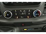 Ford Transit 2.0 TDCI 170PK L2H2 | 2800kg Trekgew. | Traanplaat | Trekhaak | Airco | Camera | Cruise | Carplay | Parkeersens.