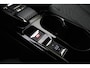 Peugeot 2008 1.2 Hybrid 136 Allure | Lane keeping system | Cruise control | Forward collission system | Vermoeidheidsherkenning | Achteruitrijcamera | Navigatie | Climate control