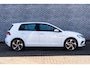 Volkswagen Golf 1.0 TSI Comfortline | Navigatie | Parkeersensoren | Climate Control | Regensensor | Cruise Control Adaptief | Lichtmetalen Velgen