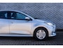 Toyota Yaris 1.5 Hybrid Active | Trekhaak | Stoelverwarming | Achteruitrijcamera | Parkeersensoren voor en achter | Lichtmetalen Velgen 16 inch | Climate Control | Apple Carplay | Android Auto