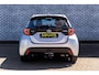 Toyota Yaris 1.5 Hybrid Active | Trekhaak | Stoelverwarming | Achteruitrijcamera | Parkeersensoren voor en achter | Lichtmetalen Velgen 16 inch | Climate Control | Apple Carplay | Android Auto