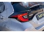 Toyota Yaris 1.5 Hybrid Active | Trekhaak | Stoelverwarming | Achteruitrijcamera | Parkeersensoren voor en achter | Lichtmetalen Velgen 16 inch | Climate Control | Apple Carplay | Android Auto