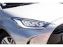 Toyota Yaris 1.5 Hybrid Active | Trekhaak | Stoelverwarming | Achteruitrijcamera | Parkeersensoren voor en achter | Lichtmetalen Velgen 16 inch | Climate Control | Apple Carplay | Android Auto