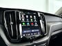 Volvo XC60 T8 Plug-in hybrid AWD Ultra Dark | SOH 100% | Panoramadak | 360° camera | Luchtvering | Harman Kardon | Stoel- en Stuurverwarming | Trekhaak
