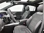 Mercedes-Benz EQA 250+ Business Solution AMG 71 kWh | Premium pakket | Winterpakket | Trekhaak | DISTRONIC | Panoramaschuifdak | 360° camera | Sfeerverlichting | Smartphone integratie |
