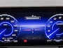Mercedes-Benz EQA 250+ Business Solution AMG 71 kWh | Premium pakket | Winterpakket | Trekhaak | DISTRONIC | Panoramaschuifdak | 360° camera | Sfeerverlichting | Smartphone integratie |