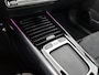 Mercedes-Benz EQA 250+ Business Solution AMG 71 kWh | Premium pakket | Winterpakket | Trekhaak | DISTRONIC | Panoramaschuifdak | 360° camera | Sfeerverlichting | Smartphone integratie |