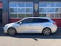 Toyota Corolla Touring Sports 2.0 Hybrid Team D, Blindspot, Keyless, Winterpakket, All-seasonbanden, Carplay etc...