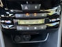 Peugeot 2008 1.2 Benzine Luxe Allure loopt 1 op 16. * Navigatie * Trekhaak * Climate & Cruise Control * Bleu Tooth * Vingerhoets; Vierde Generatie Eersteklas Service. Al meer dan 100 jaar een begrip in de Brabantse Kempen.