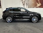 Lynk & Co 01 1.5 MY 2023 ZWARTE HEMEL 100 STUKS OP VOORRAAD ! VOL OPTIES ! 360 CAMERA ADAPTIVE CRUISE CONTROL PANORAMA SCHUIF/KANTELDAK APPLE CARPLAY/ANDROID RIJSTROOKSENSOREN ZEER MOOI !!