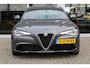 Alfa Romeo Giulia 2.0T Super | Veloce interieur | Stuur\stoel verwarming | Xenon | Regen\lichtsensor 19" velgen
