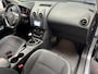 Nissan Qashqai 2.0 360 NAVIGATIE CRUISE CONTROL CLIMATE CONTROL PANORAMADAK BLUETOOTH TELEFOON MEDIA VOORBEREIDING STOELVERWARMING 360 CAMERA TREKHAAK ZEER MOOI !!