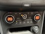 Nissan Qashqai 2.0 360 NAVIGATIE CRUISE CONTROL CLIMATE CONTROL PANORAMADAK BLUETOOTH TELEFOON MEDIA VOORBEREIDING STOELVERWARMING 360 CAMERA TREKHAAK ZEER MOOI !!