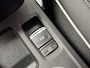 Renault Captur 1.0 TCe 100 INTENS NAVIGATIE CRUISE CONTROL STOEL EN STUURVERWARMING APPLE CARPLAY/ANDROID RIJSTROOKSENSOREN DODEHOEKSENSOREN ACHTERUITRIJCAMERA TREKHAAK ZEER MOOI !!