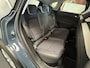 Renault Captur 1.0 TCe 100 INTENS NAVIGATIE CRUISE CONTROL STOEL EN STUURVERWARMING APPLE CARPLAY/ANDROID RIJSTROOKSENSOREN DODEHOEKSENSOREN ACHTERUITRIJCAMERA TREKHAAK ZEER MOOI !!