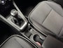 Renault Captur 1.0 TCe 100 INTENS NAVIGATIE CRUISE CONTROL STOEL EN STUURVERWARMING APPLE CARPLAY/ANDROID RIJSTROOKSENSOREN DODEHOEKSENSOREN ACHTERUITRIJCAMERA TREKHAAK ZEER MOOI !!