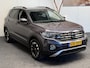 Volkswagen T-Cross 1.0 TSI Style NAVIGATIE ADAPTIVE CRUISE CONTROL CLIMATE CONTROL MEDIA VOORBEREIDING RIJSTROOKSENSOREN DODEHOEKSENSOREN ACHTERUITRIJCAMERA PDC ZEER MOOI !!