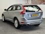 Volvo XC60 3.0 T6 AWD MOMENTUM NIEUWE APK YOUNGTIMER ! LEDER CRUISE CONTROL CLIMATE CONTROL BLUETOOTH TELEFOON 18" LM VELGEN PDC FACELIFT MODEL !!
