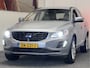 Volvo XC60 3.0 T6 AWD MOMENTUM NIEUWE APK YOUNGTIMER ! LEDER CRUISE CONTROL CLIMATE CONTROL BLUETOOTH TELEFOON 18" LM VELGEN PDC FACELIFT MODEL !!