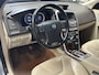Volvo XC60 3.0 T6 AWD MOMENTUM NIEUWE APK YOUNGTIMER ! LEDER CRUISE CONTROL CLIMATE CONTROL BLUETOOTH TELEFOON 18" LM VELGEN PDC FACELIFT MODEL !!