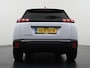 Peugeot e-2008 SUV Allure Avantage 54 kWh | Accu 98% | Airco | Apple Carplay / Android auto | Cruise control adaptief | Camera voor en achter | Navigatie