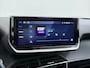 Peugeot e-2008 SUV Allure Avantage 54 kWh | Accu 98% | Airco | Apple Carplay / Android auto | Cruise control adaptief | Camera voor en achter | Navigatie