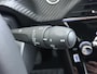 Peugeot e-2008 SUV Allure Avantage 54 kWh | Accu 98% | Airco | Apple Carplay / Android auto | Cruise control adaptief | Camera voor en achter | Navigatie