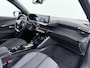 Peugeot e-2008 SUV Allure Avantage 54 kWh | Accu 98% | Airco | Apple Carplay / Android auto | Cruise control adaptief | Camera voor en achter | Navigatie