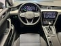 Volkswagen Passat VARIANT 1.4 TSI PHEV GTE BUSINESS NAVIGATIE ADAPTIVE CRUISE CONTROL CLIMATE CONTROL APPLE CARPLAY/ANDROID RIJSTROOKSENSOREN KEYLESS GO ACHTERUITRIJCAMERA ZEER MOOI !!