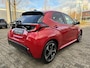 Toyota Yaris HYBRID 130 EXECUTIVE NIEUW & DIRECT LEVERBAAR-VOORRAADKORTING!!! STOEL/STUURVERW PARK-SENSOREN BLIND-SPOT SPORTSTOELEN APPLE/ANDROID NL-AUTO