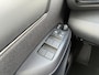 Toyota Yaris HYBRID 130 EXECUTIVE NIEUW & DIRECT LEVERBAAR-VOORRAADKORTING!!! STOEL/STUURVERW PARK-SENSOREN BLIND-SPOT SPORTSTOELEN APPLE/ANDROID NL-AUTO