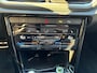 Volkswagen T-Roc 1.5 TSI R-Line Business+ IQ LIGHT | CAMERA | BLIND SPOT | ACC | STOEL- EN STUURVERWARMING