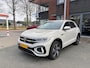 Volkswagen T-Roc 1.5 TSI R-Line Business+ IQ LIGHT | CAMERA | BLIND SPOT | ACC | STOEL- EN STUURVERWARMING
