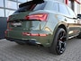 Audi Q5 50 TFSI e S-Line Quattro Competition | District Green | Pano | Matrix Led | Alcantara | Trekhaak | Nieuwe 22'' RS | Ambient+ | Carbon | Virtual Cockpit | Stoelverwarming voor & achter | Electric Seat | ACC | Lane Assist | Black Optic | Carplay