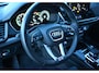 Audi Q5 50 TFSI e S-Line Quattro Competition | District Green | Pano | Matrix Led | Alcantara | Trekhaak | Nieuwe 22'' RS | Ambient+ | Carbon | Virtual Cockpit | Stoelverwarming voor & achter | Electric Seat | ACC | Lane Assist | Black Optic | Carplay