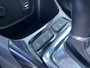 Opel Crossland X 1.2 Turbo Innovation Automaat | Panoramadak| Trekhaak | Innovationpack | Erg. Stoelen| Distributieriem Vervangen | Bi-Tone Parelmoer kleur | Zeer luxe |