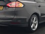 Ford Galaxy 2.0 Titanium Automaat 7 Persoons 241pk | Camera | Apple Carplay | Voorstoelen Verwarmd | LED Koplampen | Cruise Control | Navigatie | 19"L.M |