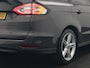 Ford Galaxy 2.0 Titanium Automaat 7 Persoons 241pk | Camera | Apple Carplay | Voorstoelen Verwarmd | LED Koplampen | Cruise Control | Navigatie | 19"L.M |