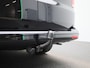 Volkswagen Transporter 2.0 TDI L2H1 110PK | Trekhaak | Parkeersensoren Voor + Achter | Airco | Cruise Control | Multifunctioneel Stuurwiel | Verwarmbare Voorruit | Achteruitrijcamera | Navigatie | Apple/Android Carplay |