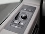 Volkswagen Transporter 2.0 TDI L2H1 110PK | Trekhaak | Parkeersensoren Voor + Achter | Airco | Cruise Control | Multifunctioneel Stuurwiel | Verwarmbare Voorruit | Achteruitrijcamera | Navigatie | Apple/Android Carplay |