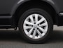 Volkswagen Transporter 2.0 TDI L2H1 110PK | Trekhaak | Parkeersensoren Voor + Achter | Airco | Cruise Control | Multifunctioneel Stuurwiel | Verwarmbare Voorruit | Achteruitrijcamera | Navigatie | Apple/Android Carplay |